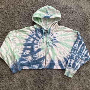 aeropostale tie dye cropped zip-up hoodie!